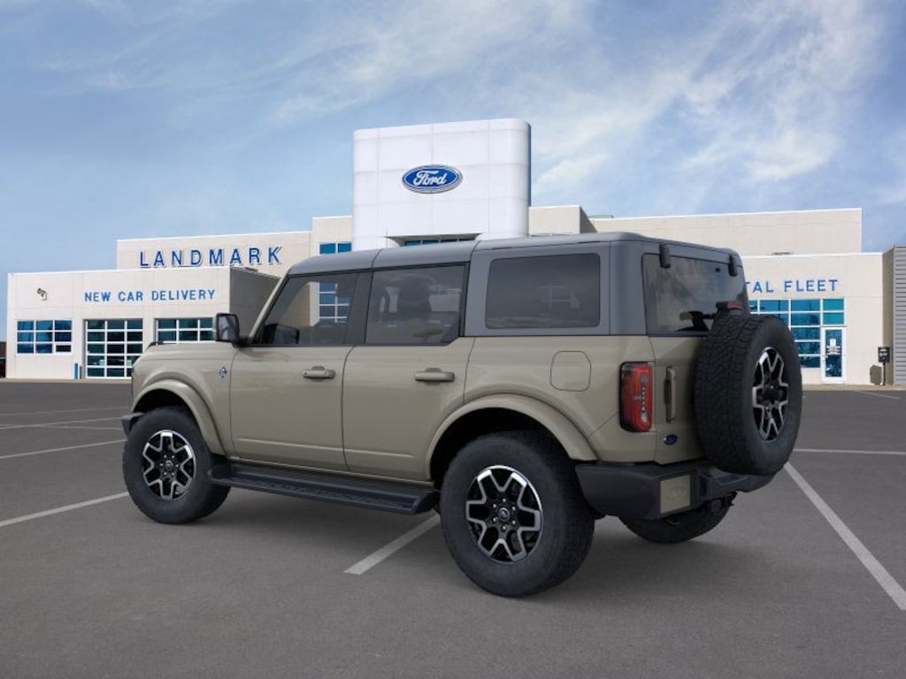 New 2025 Ford Bronco Outer Banks SUV