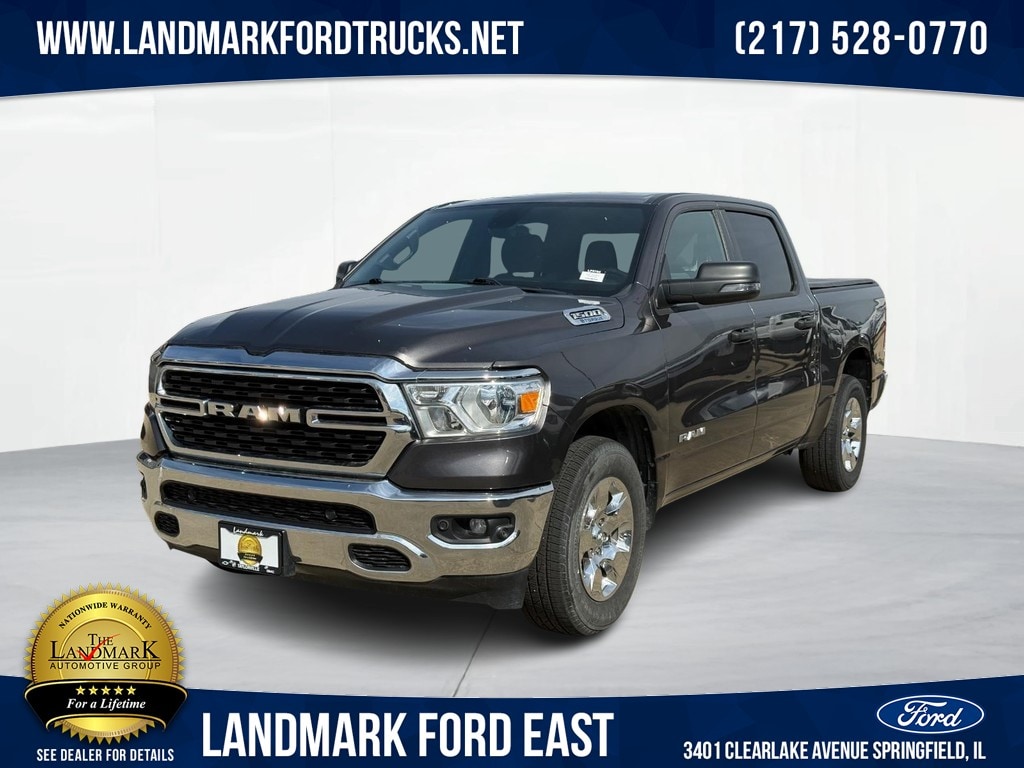 2023 RAM 1500 Big Horn/Lone Star 4x4 Crew Cab 5'7's photo