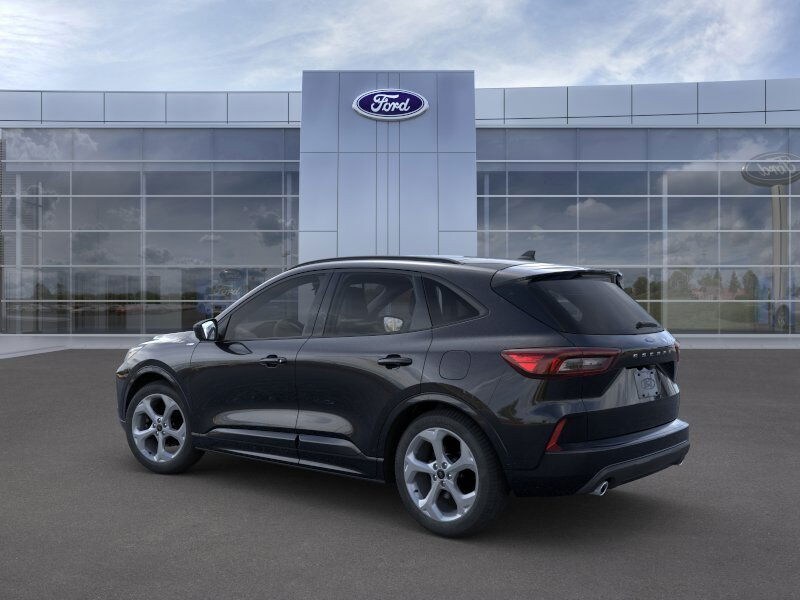2024 Ford Escape ST-Line photo 4