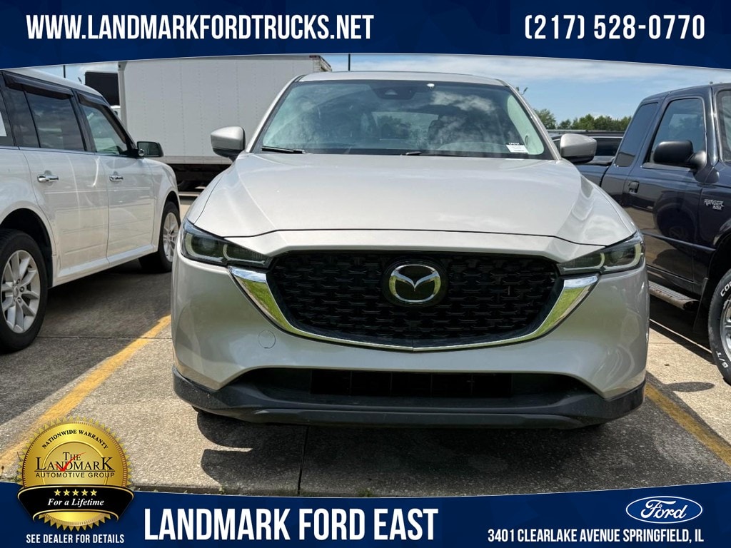 2025 Mazda CX-5 S Preferred package Auto AWD's photo