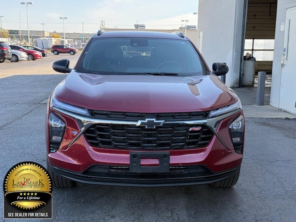 Used 2025 Chevrolet Trax FWD 4dr 2RS SUV