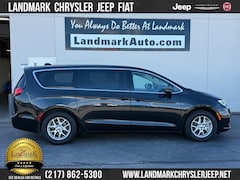 Used 2023 Chrysler Pacifica Touring L FWD Mini-Van for sale in Springfield, IL