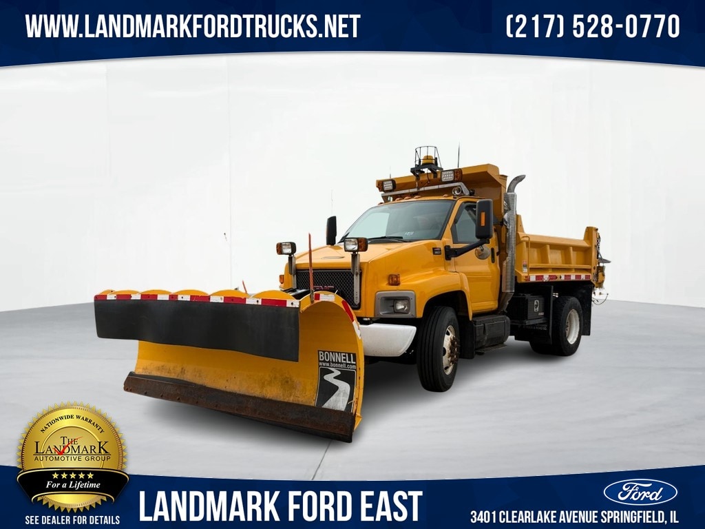 2008 GMC TopKick's photo