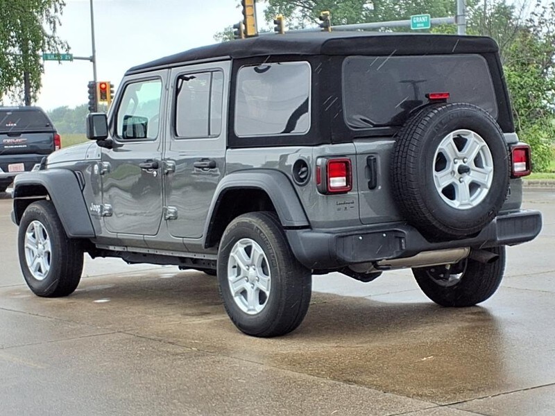 2020 Jeep Wrangler Unlimited Sport S photo 3