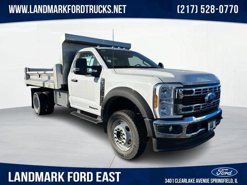 2025 Ford F-450 Super Duty Chassis Cab XL's photo
