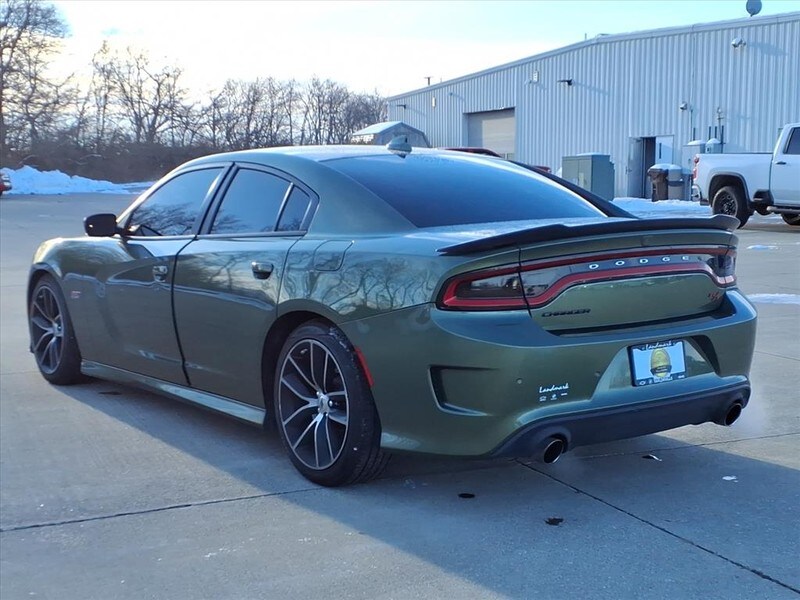 2018 Dodge Charger R/T Scat Pack photo 3