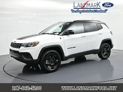 Used 2023 Jeep Compass Trailhawk SUV for sale in Springfield, IL