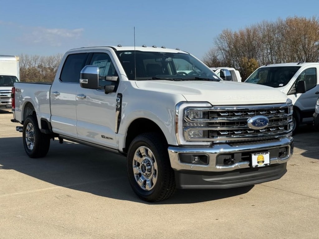 New 2025 Ford Super Duty F-350 SRW Lariat Truck Crew Cab