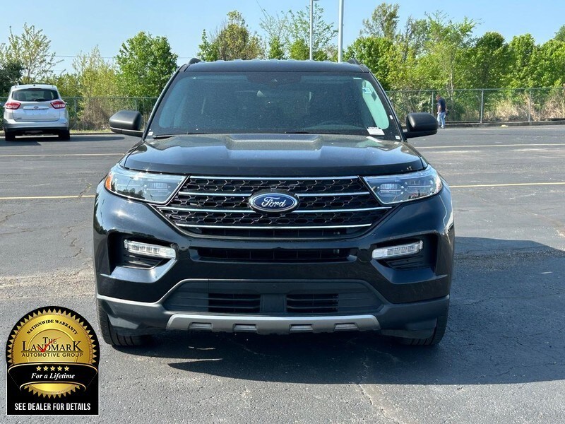 2024 Ford Explorer XLT photo 4