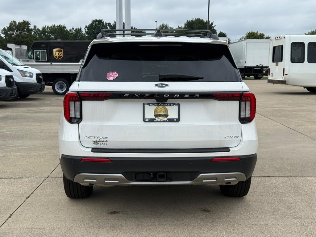 2025 Ford Explorer Active - Photo 6