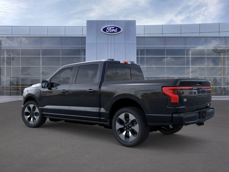 2025 Ford F-150 Lightning Platinum photo 4