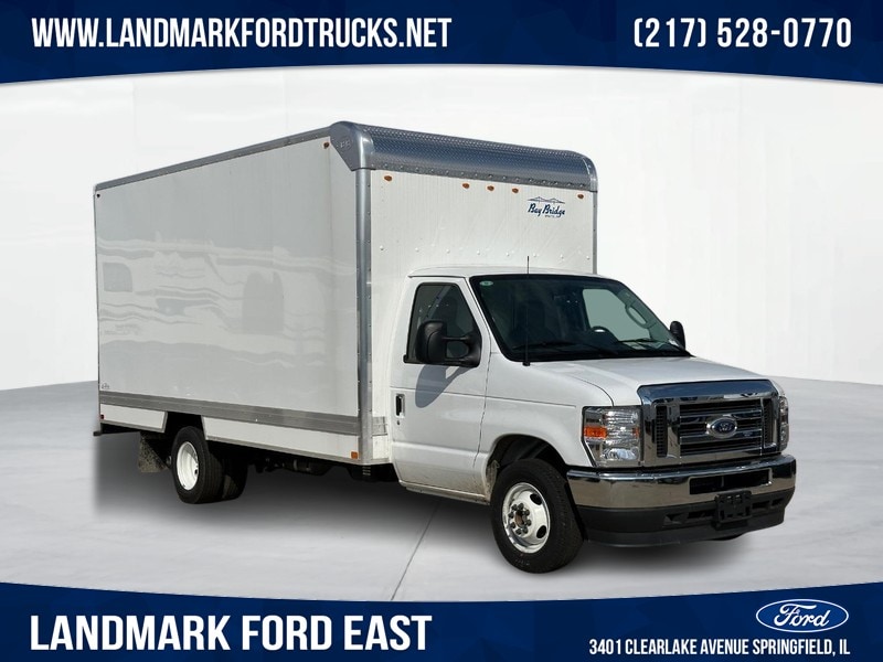 2024 Ford E-Series Cutaway Base's photo