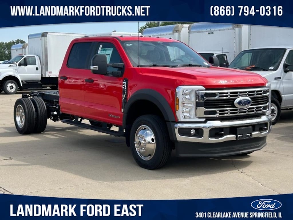 New 2025 Ford Super Duty F-450 DRW 4WD Crew Cab WB CA Truck Crew Cab