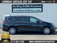 Used 2023 Chrysler Pacifica Touring L FWD Mini-Van for sale in Springfield, IL
