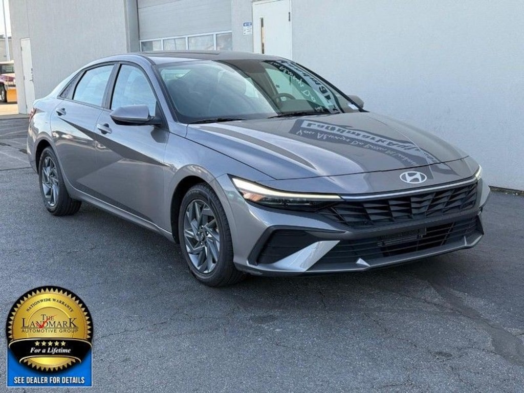 Used 2024 Hyundai Elantra SEL IVT Sedan