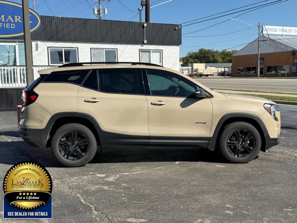 Used 2022 GMC Terrain AWD 4dr AT4 SUV