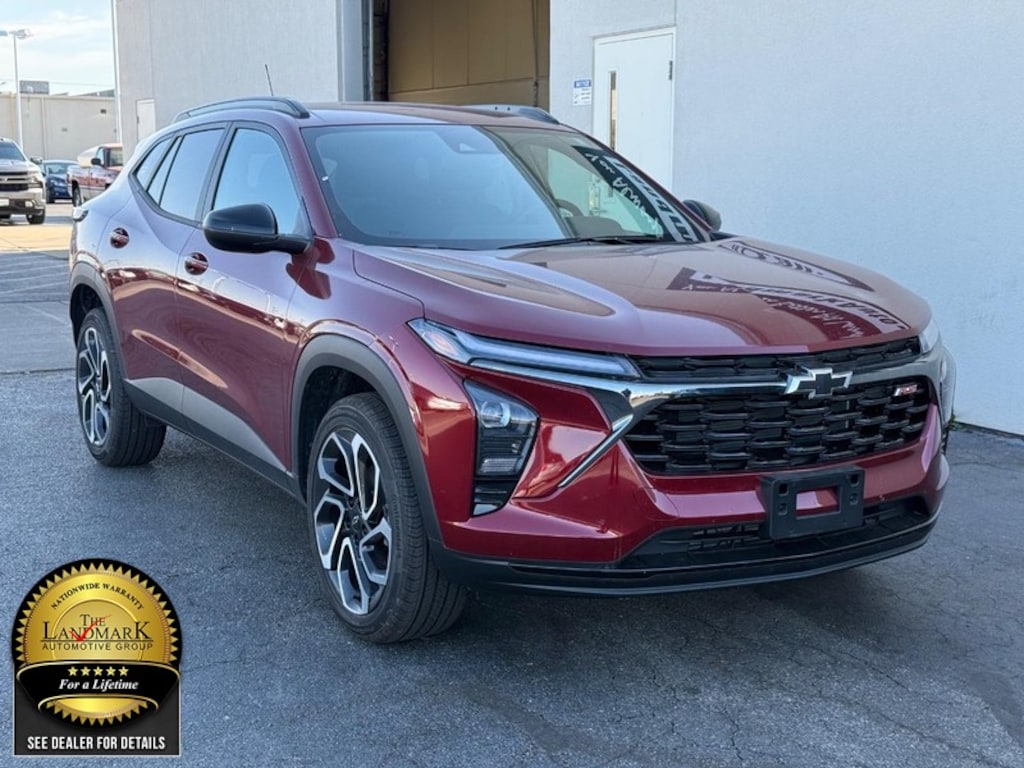 Used 2025 Chevrolet Trax FWD 4dr 2RS SUV