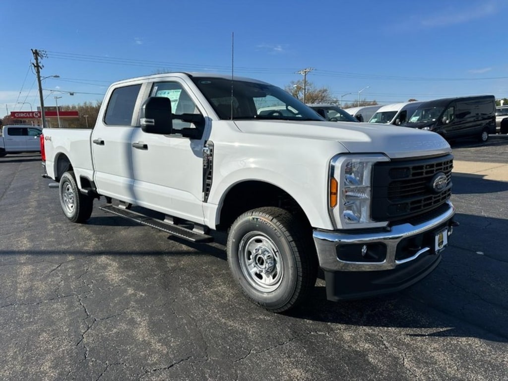 New 2026 Ford Super Duty F-250 SRW XL Truck Crew Cab