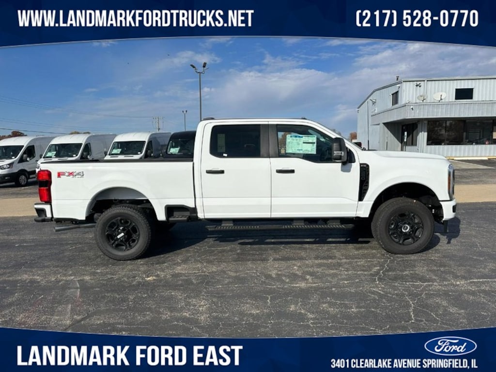 New 2025 Ford Super Duty F-250 SRW 4WD STX Truck Crew Cab