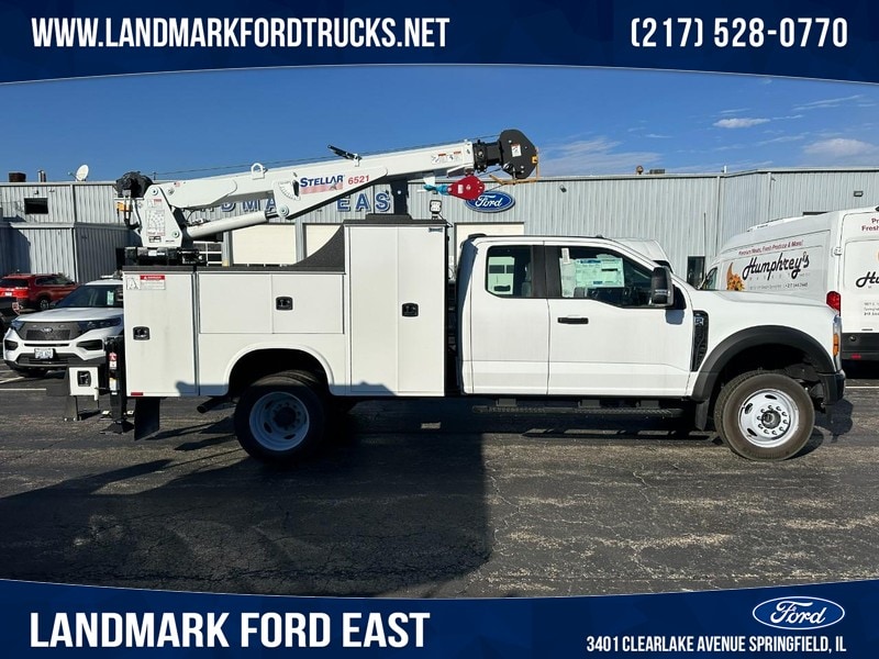2024 Ford F-450 Super Duty Chassis Cab XL's photo