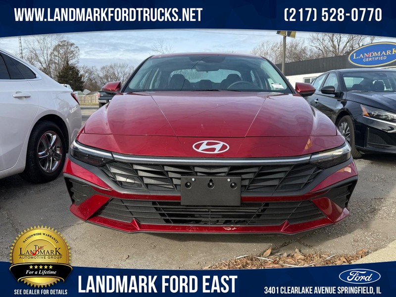 2024 Hyundai Elantra SEL's photo