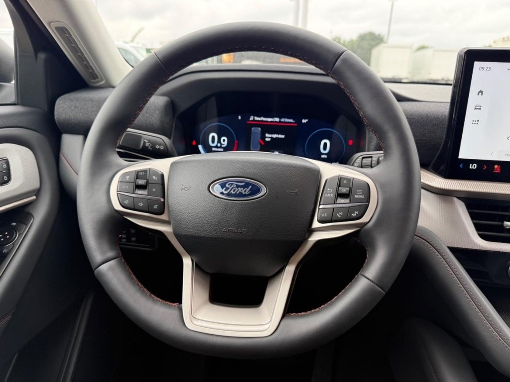 2025 Ford Explorer Active - Photo 20