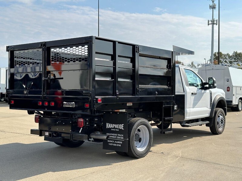 2023 Ford F-550 XL photo 3