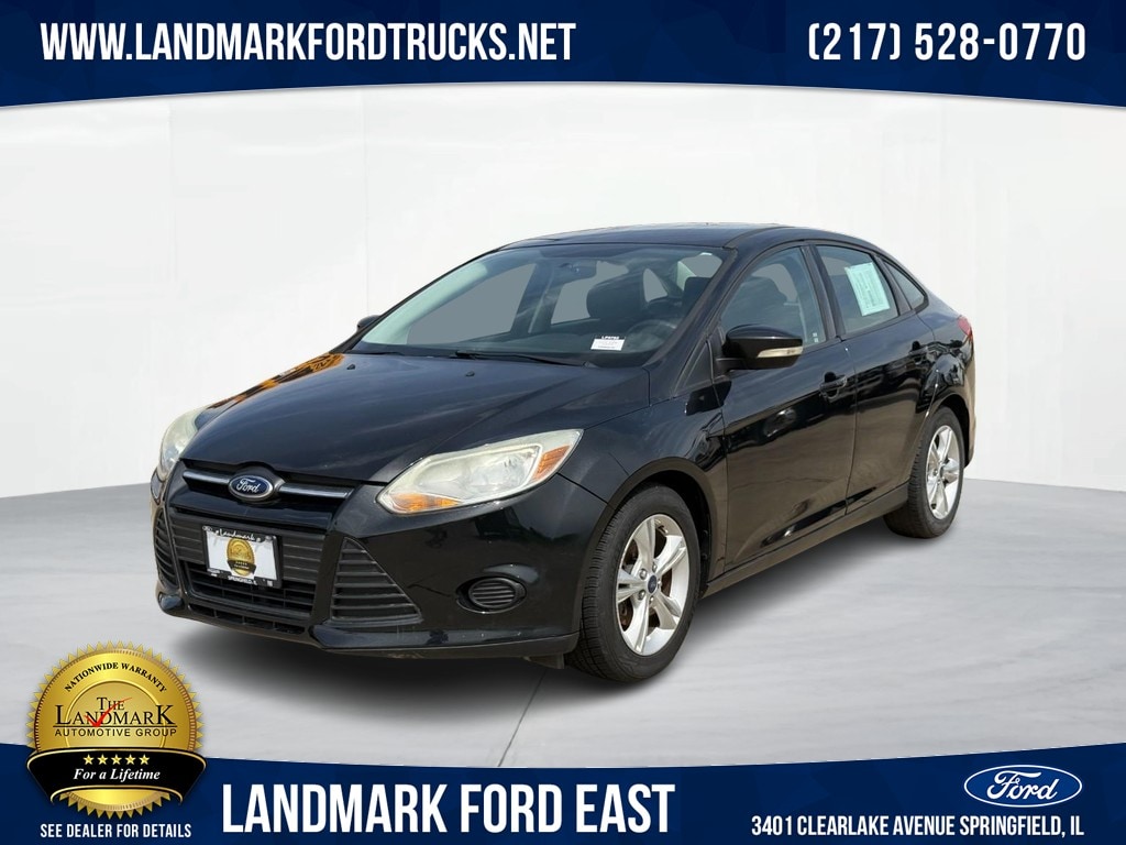 2014 Ford Focus Sedan SE's photo