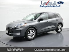 Used 2022 Ford Escape SE SUV for sale in Springfield, IL