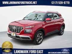Used 2022 Hyundai Venue SEL SUV for sale in Springfield, IL