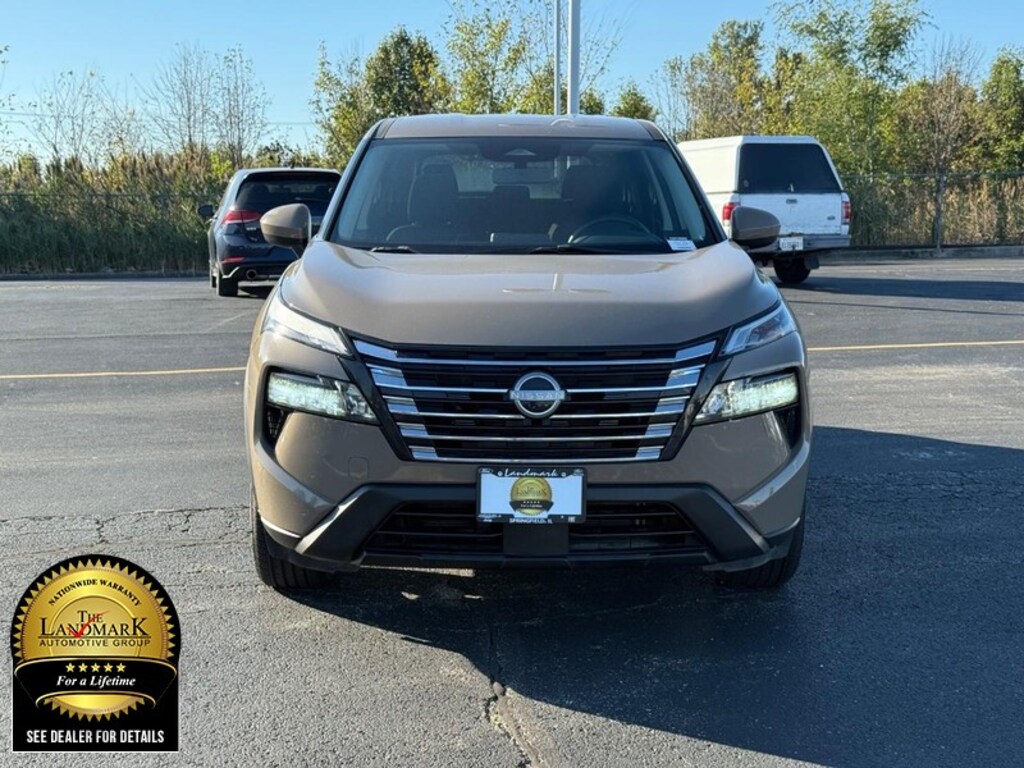 Used 2024 Nissan Rogue AWD SV SUV