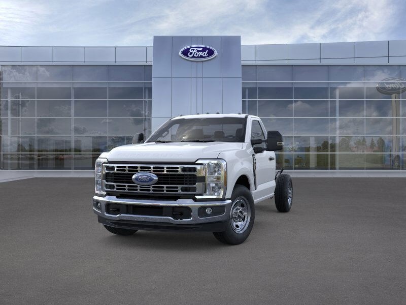 2026 Ford F-350 XL photo 2