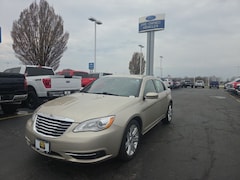 Used 2013 Chrysler 200 Touring Sedan for sale in Springfield, IL