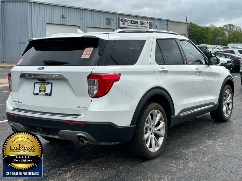 2022 Ford Explorer Platinum Hybrid photo 3