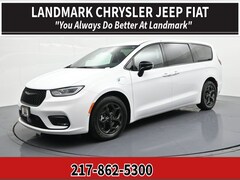 Used 2024 Chrysler Pacifica Hybrid Select Minivan/Van for sale in Springfield, IL