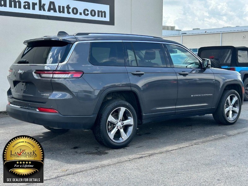 2022 Jeep Grand Cherokee Limited photo 3