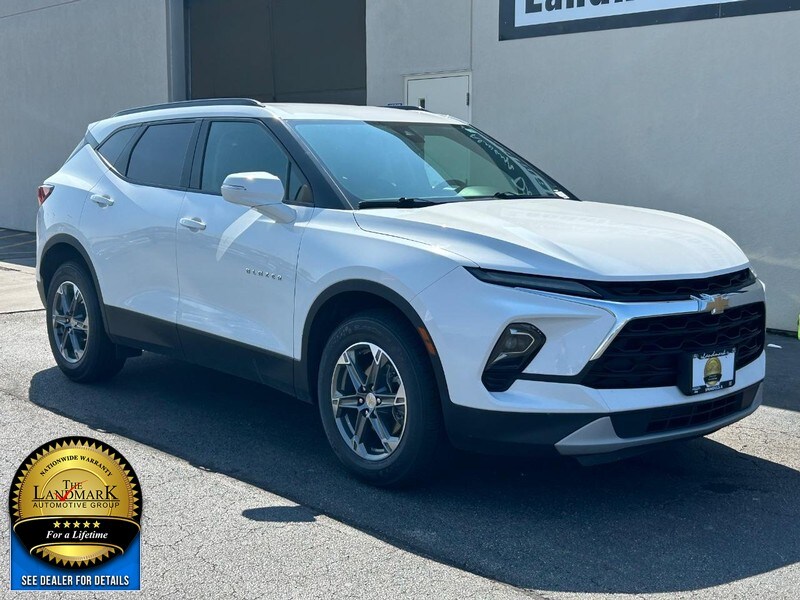 2023 Chevrolet Blazer 3LT photo 2