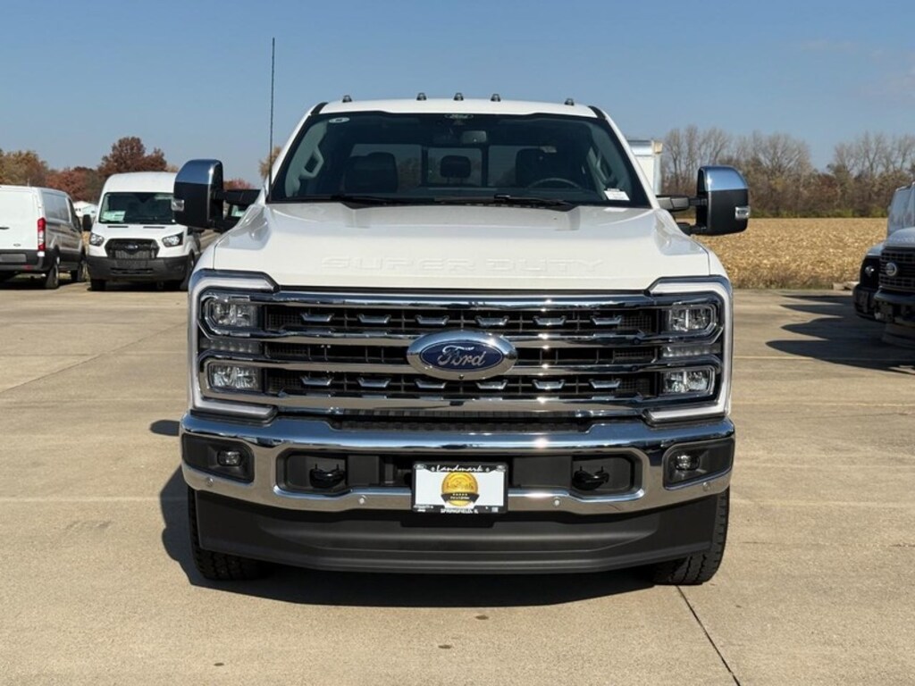 New 2025 Ford Super Duty F-350 SRW Lariat Truck Crew Cab