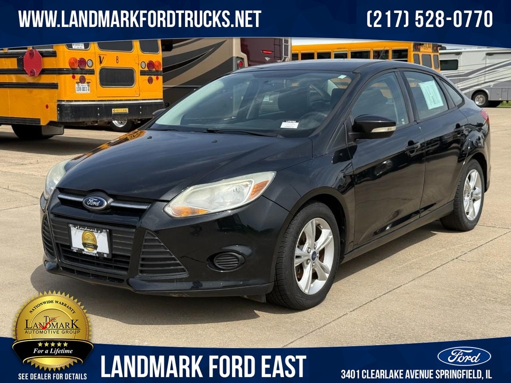 2014 Ford Focus Sedan SE's photo