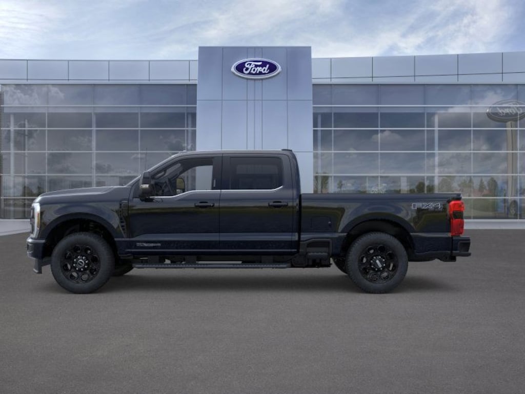 New 2025 Ford Super Duty F-350 SRW F-350 Lariat Truck Crew Cab