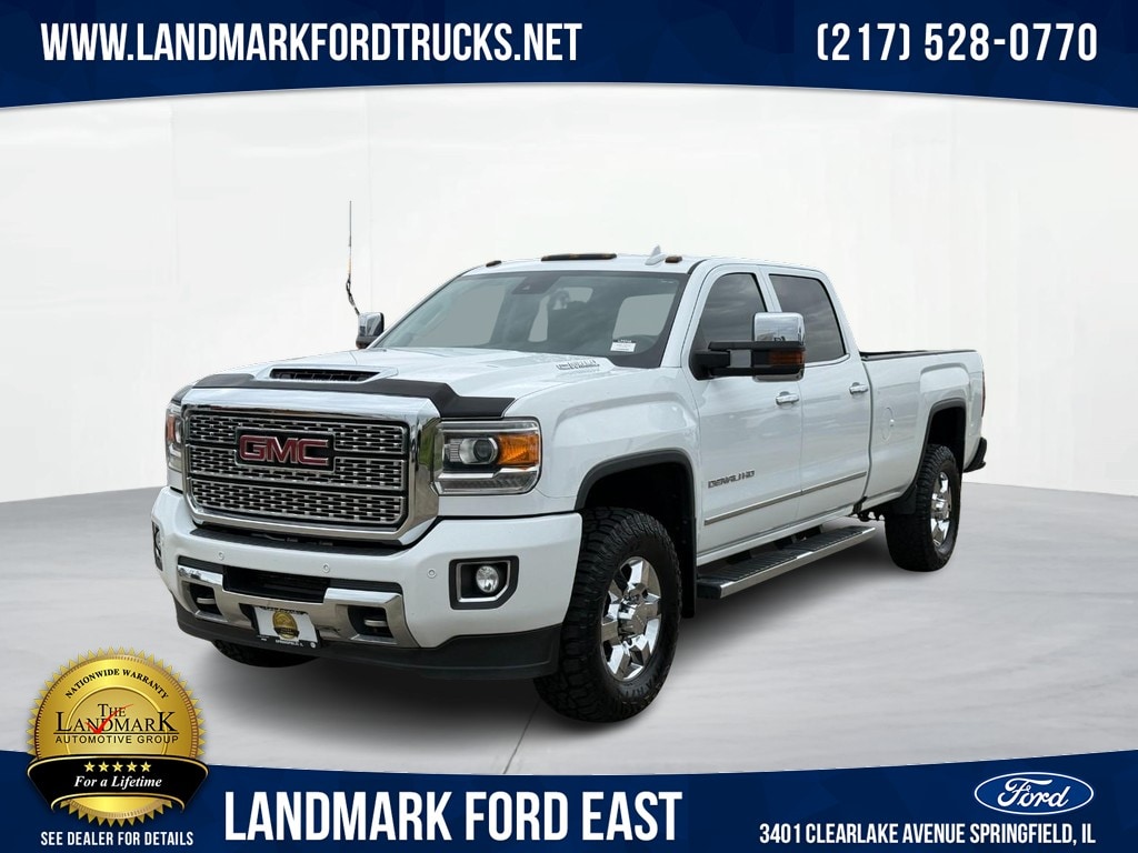 2019 GMC Sierra 4WD Crew Cab Long Box Denali's photo