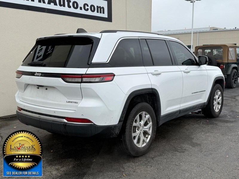 2023 Jeep Grand Cherokee Limited photo 2