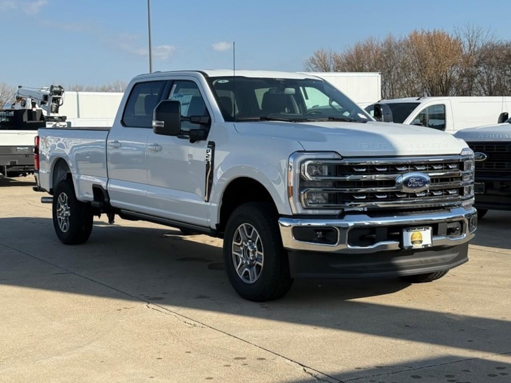 New 2026 Ford Super Duty F-250 SRW Lariat Truck Crew Cab