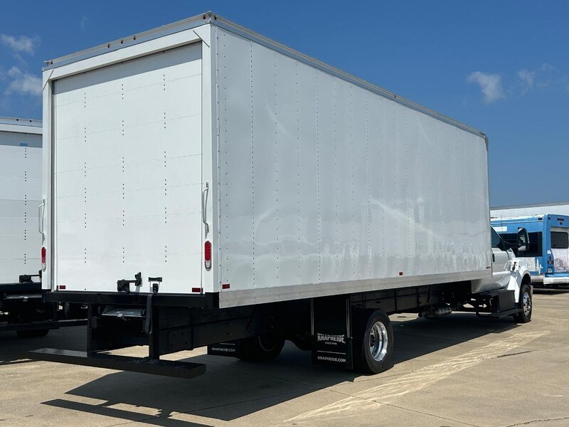 2025 Ford F-650 SuperCab photo 3