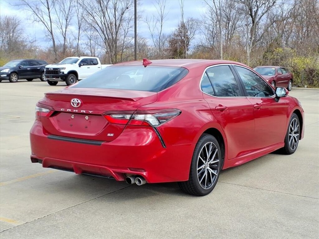 Used 2023 Toyota Camry SE Sedan