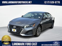 Used 2025 Nissan Altima 2.5 SV Sedan for sale in Springfield, IL