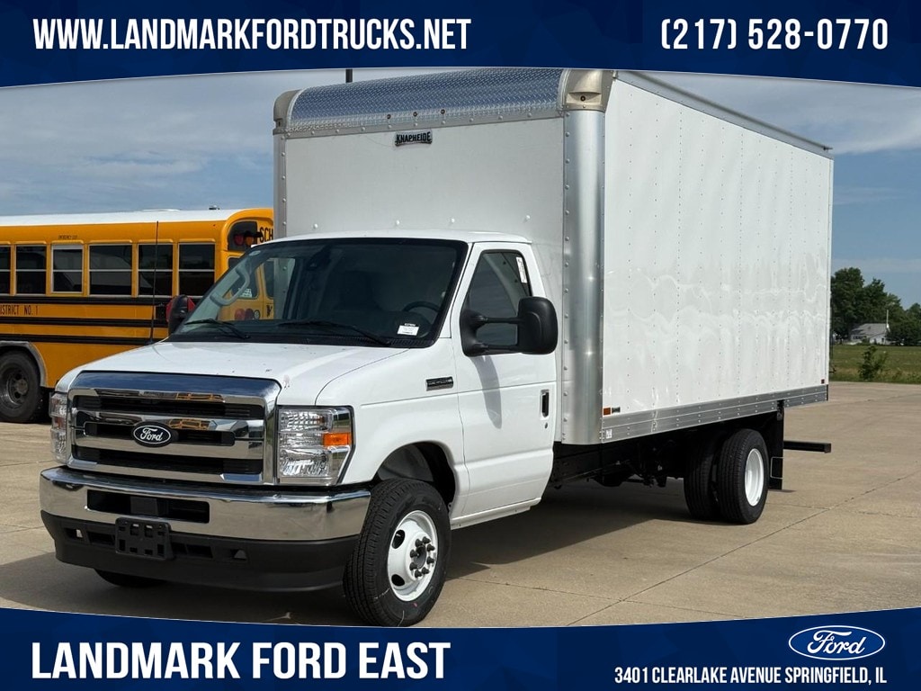 2027 Ford E-Series DRW E-450 Super Duty 176 in WB's photo