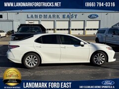 Used 2018 Toyota Camry LE Auto (Natl) Sedan for sale in Springfield, IL