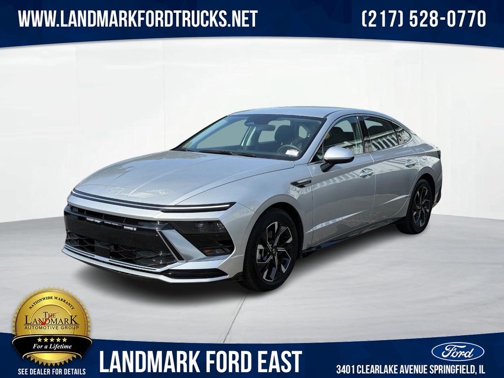 Used 2025 Hyundai Sonata SEL Sedan for sale in Springfield, IL
