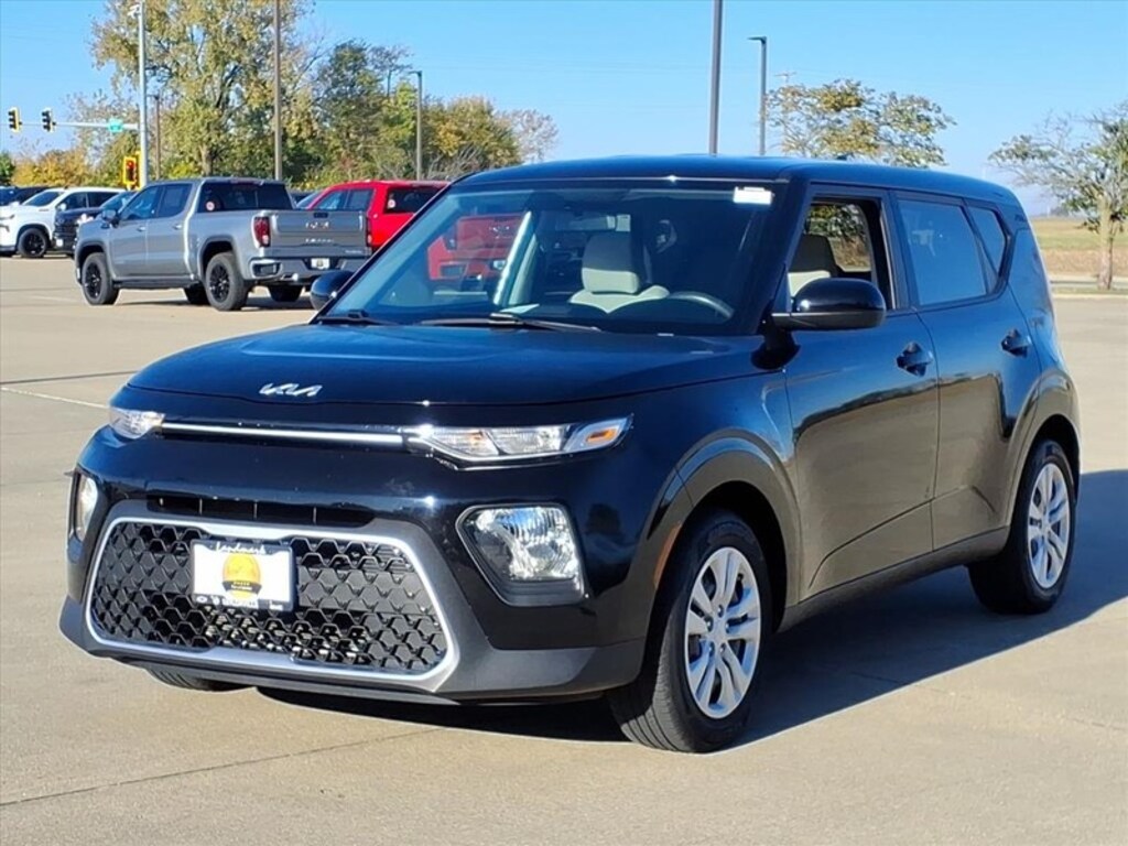 Used 2022 Kia Soul LX Sedan